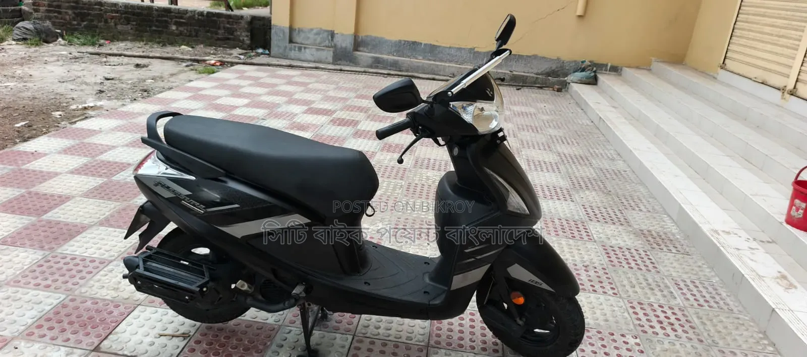 হিরো ২০২৫ কালো