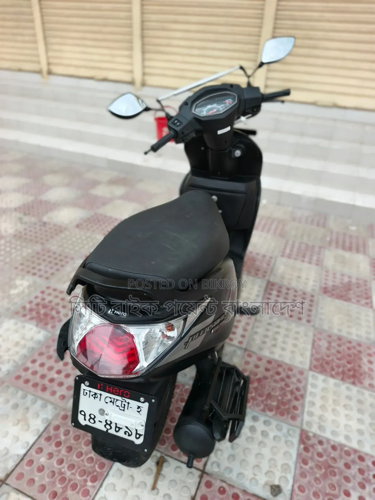 হিরো ২০২৫ কালো
