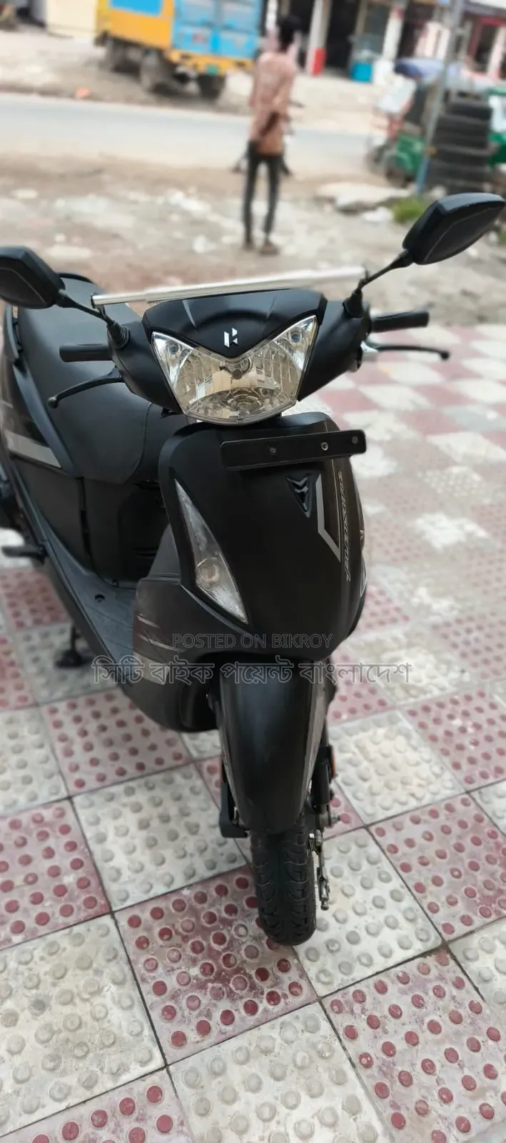 হিরো ২০২৫ কালো