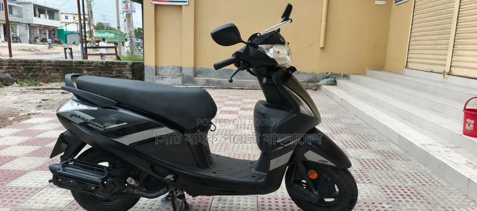 হিরো ২০২৫ কালো