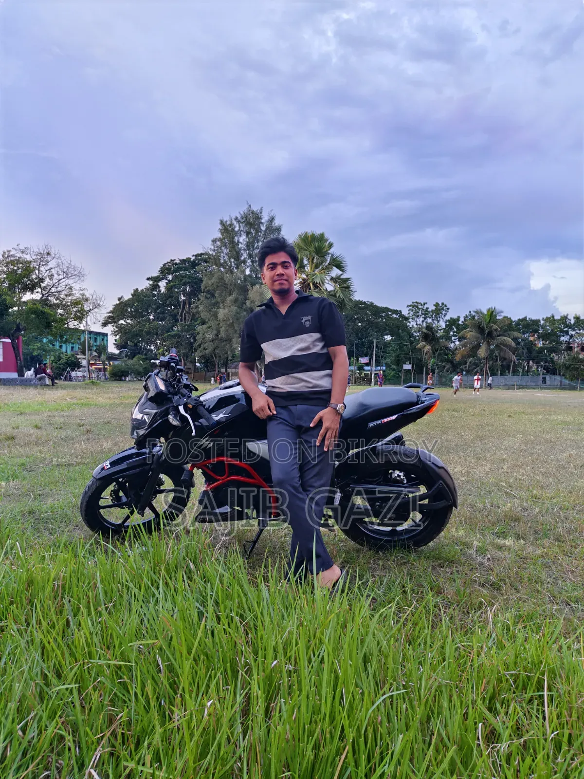 TVS Apache 160 4V 2022 Black