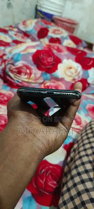 Apple iPhone XS 64 GB Black