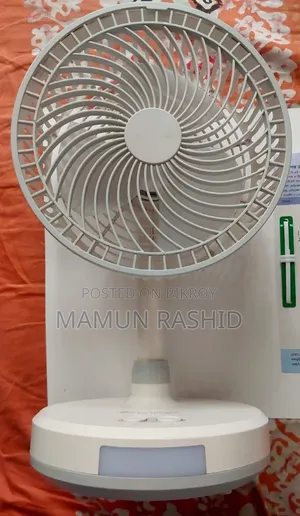 টেবিল ফ্যান (কামিসাফে) কেএম-এফ০২৮৬ সাদা