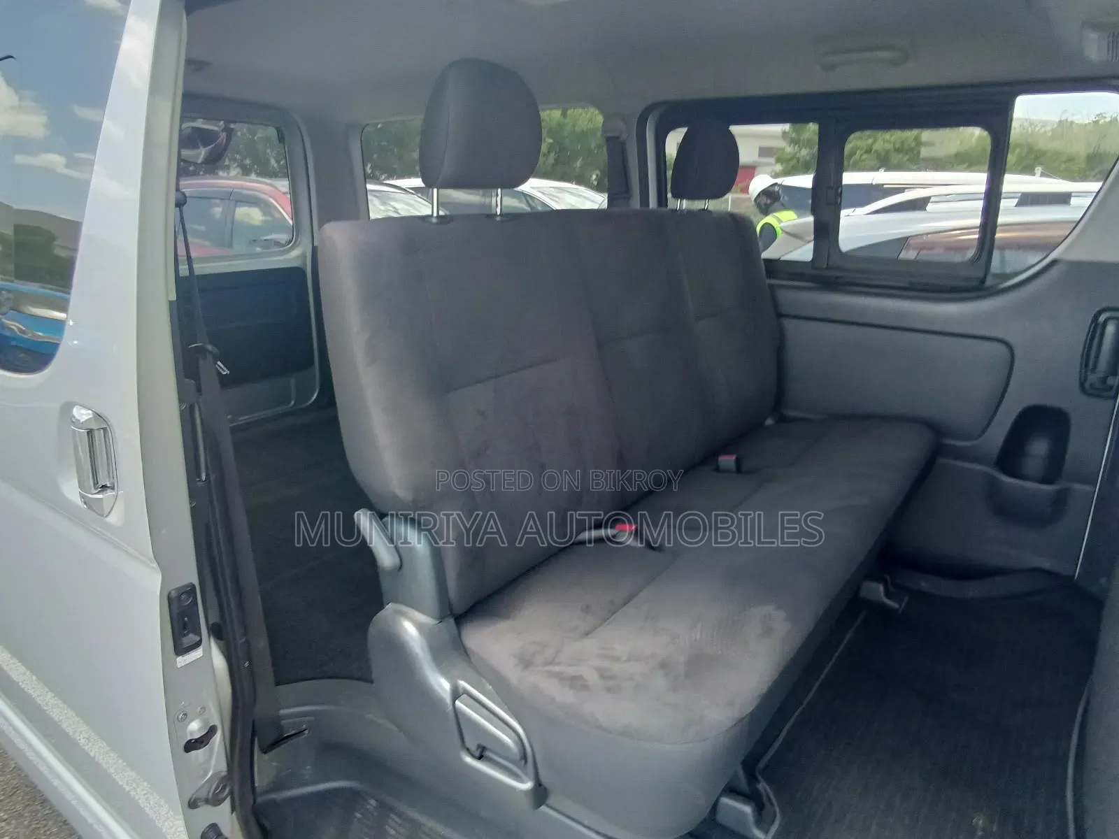 Toyota GranAce 2021 Silver