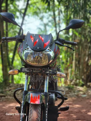 বাজাজ ডিসকভার ১৫০ ২০১৩ ব্ল্যাক