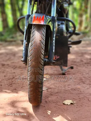 বাজাজ ডিসকভার ১৫০ ২০১৩ ব্ল্যাক