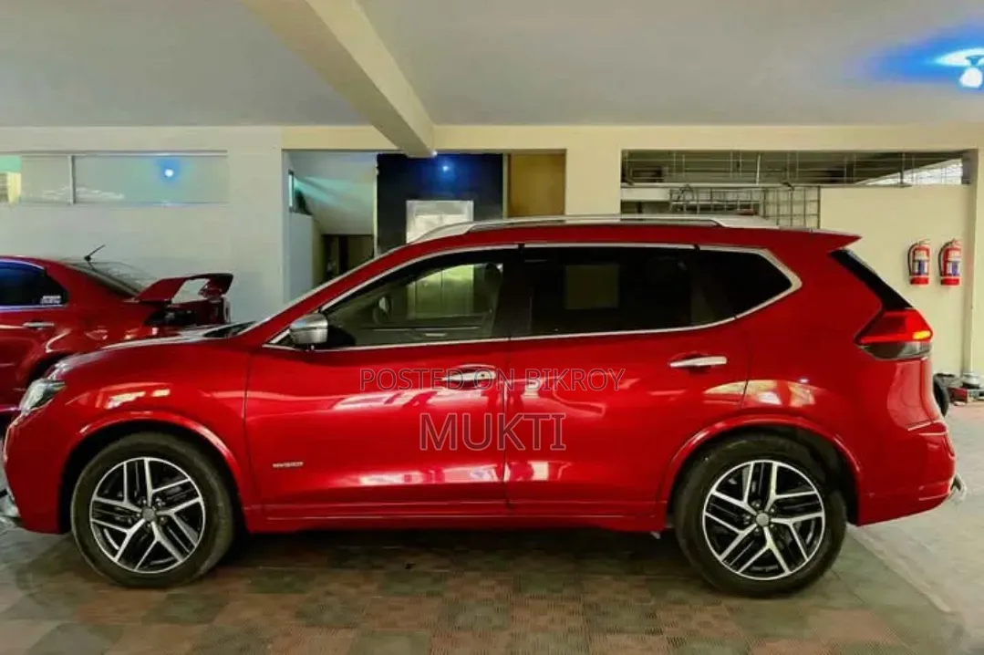 Nissan X-Trail 2017 Red