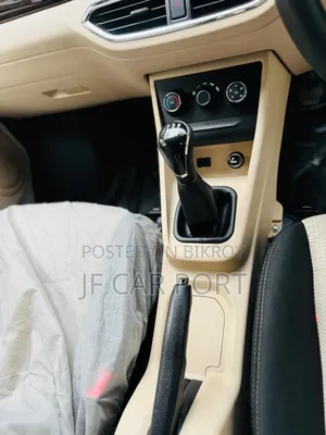 Force Traveller 2025 Beige