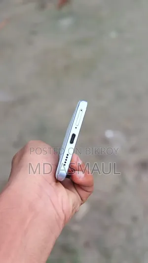 শাওমি রেডমি নোট ১৩ প্রো ফাইভজি ২৫৬ জিবি সাদা