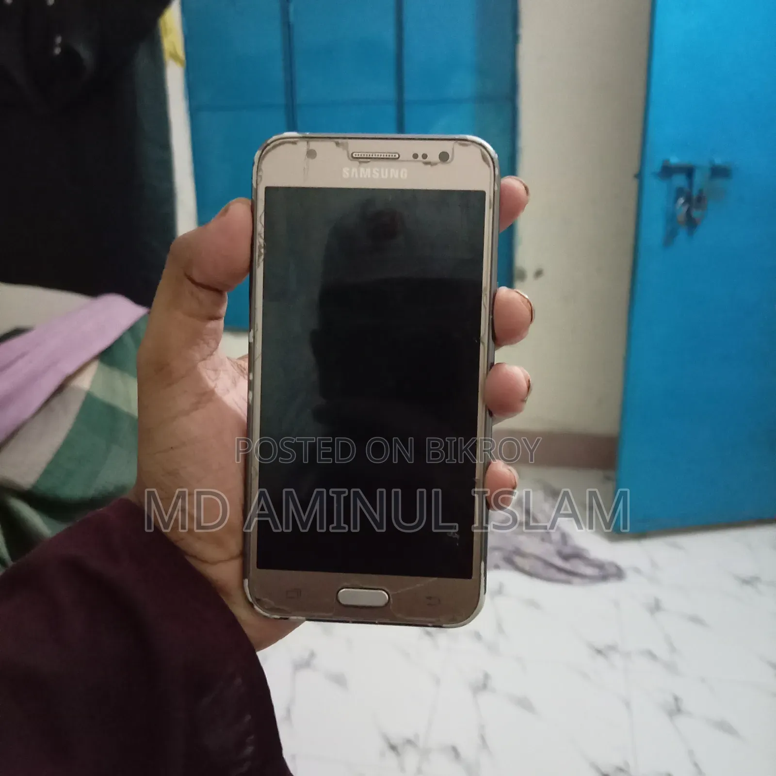 Samsung Galaxy J5 8 GB White