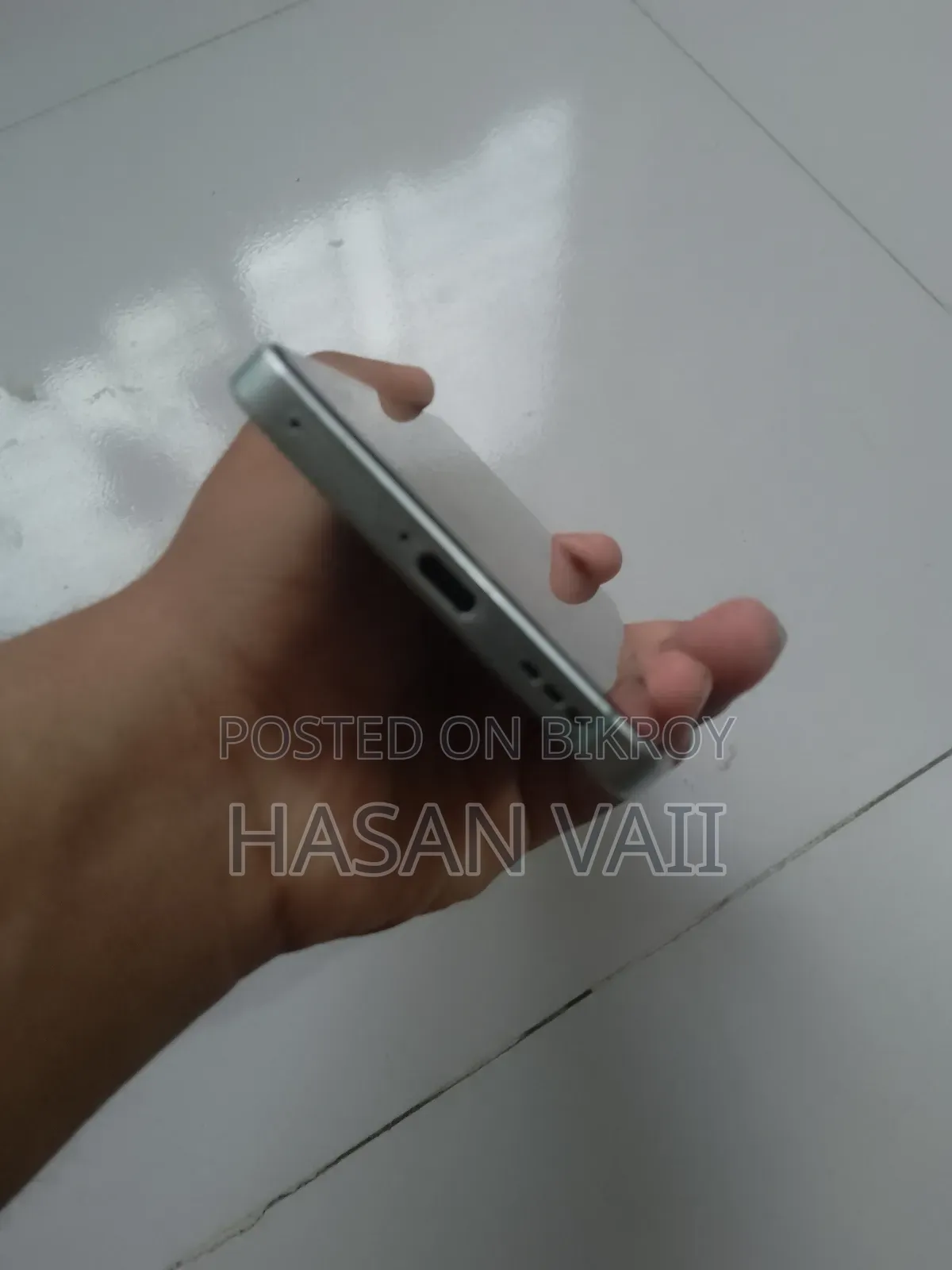 ওপ্পো রেনো৬ ৫জি ১২৮ জিবি সিলভার