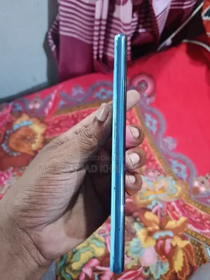 স্যামসাং গ্যালাক্সি এ৫২ ৫জি ১২৮ জিবি নীল