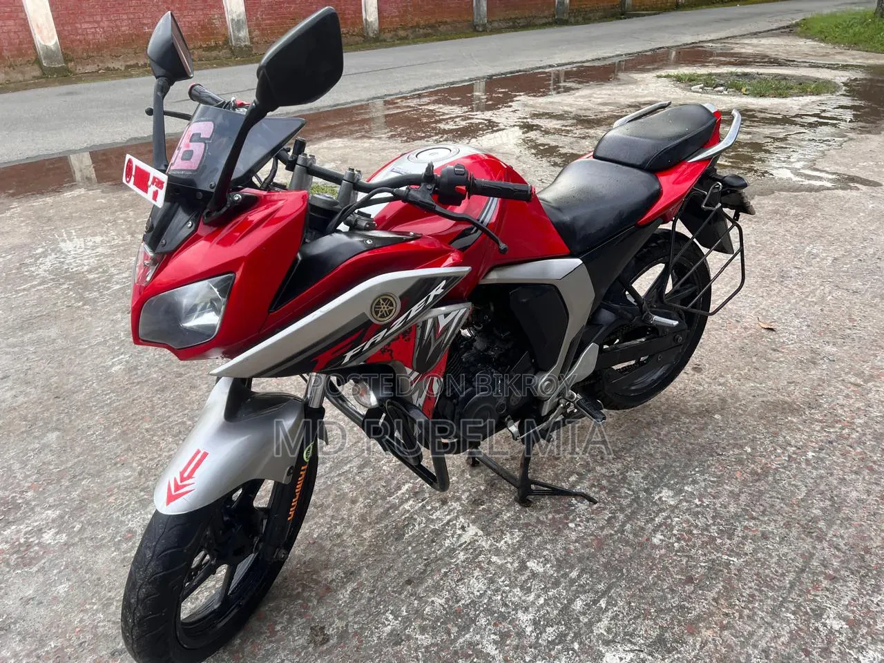 Yamaha Fazer FI V2 2019 Red