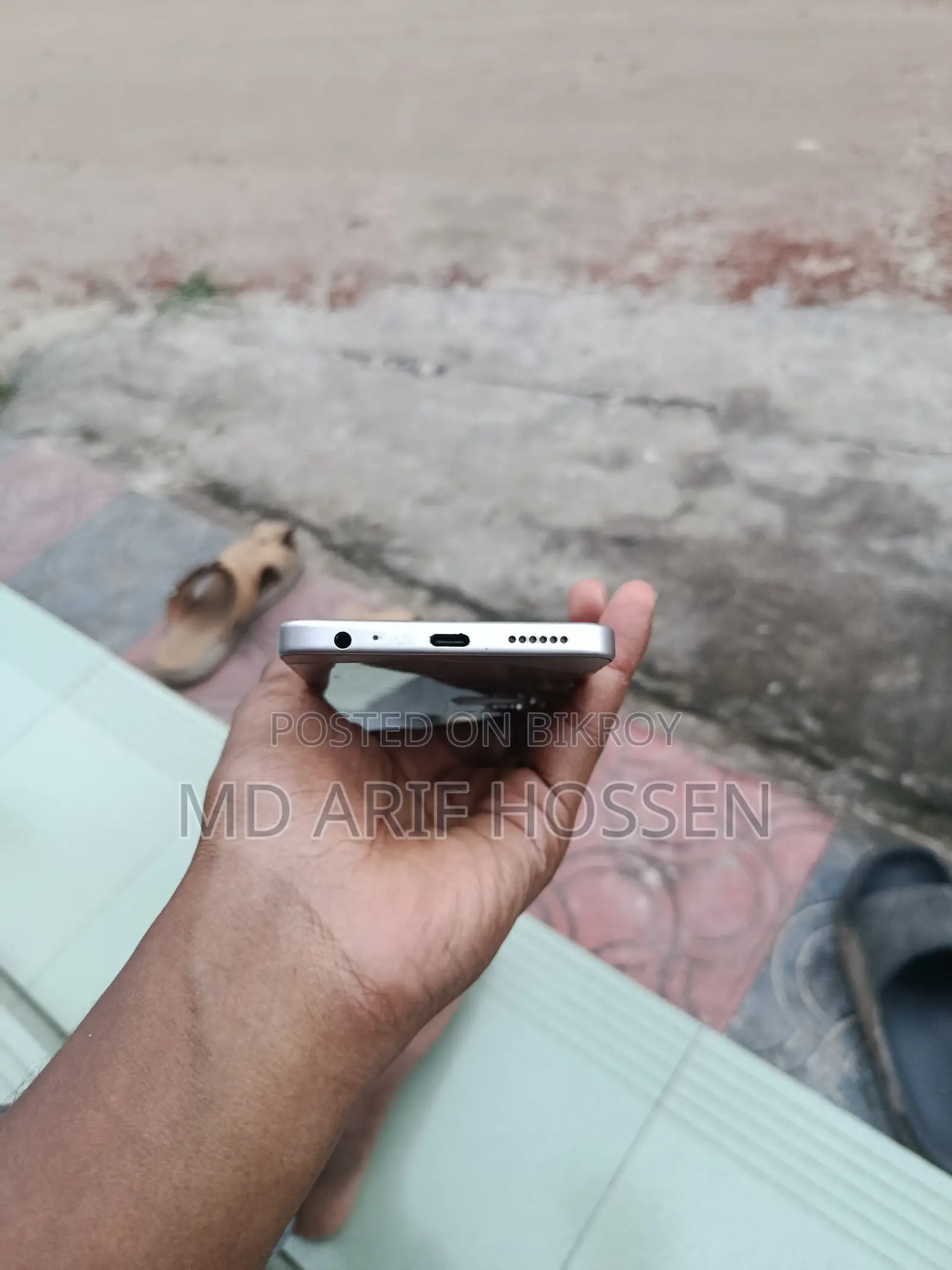 Itel City 100 128 GB White