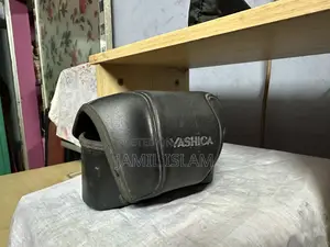 ইয়াশিকা ভিন্টেজ ক্যামেরা এমএফ ২ সুপার