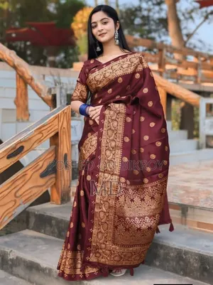 Japani Silk Sharee With Blouse Piece