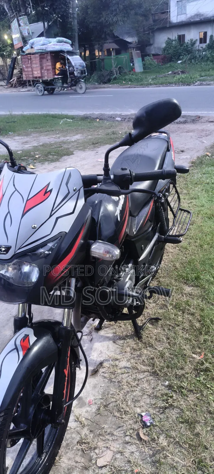 বাজাজ পালসার ১৫০ ২০১৮