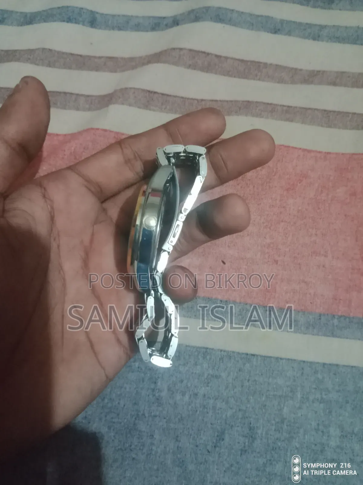 ওলিভস ওয়াচ