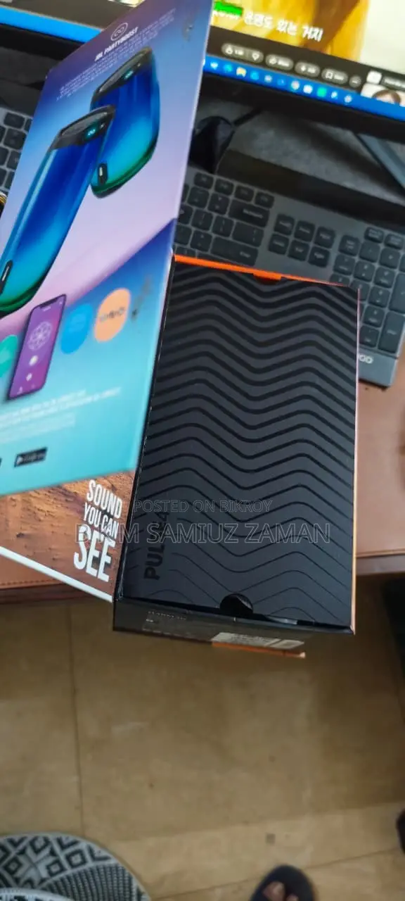 একদম ফ্রেশ কন্ডিশনে JBL Pulse 4 (৩৬০° লাইট শো স্পিকার) বিক্রি হবে