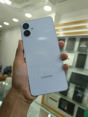 Samsung Galaxy A06 128 GB Silver