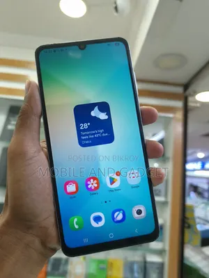 Samsung Galaxy A06 128 GB Silver