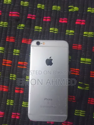 Apple iPhone 6s 32 GB Silver