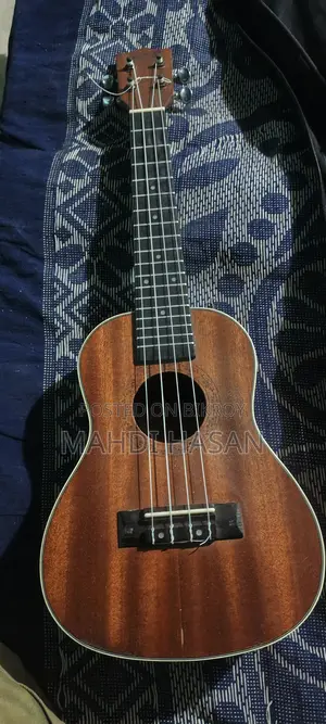 ইউকুলেলে (AXE)