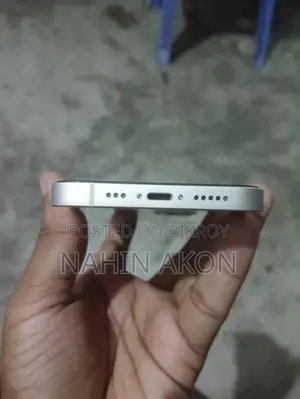 অ্যাপল আইফোন ১৩ ১২৮ জিবি হোয়াইট