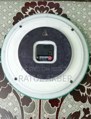 দেয়াল ঘড়ি