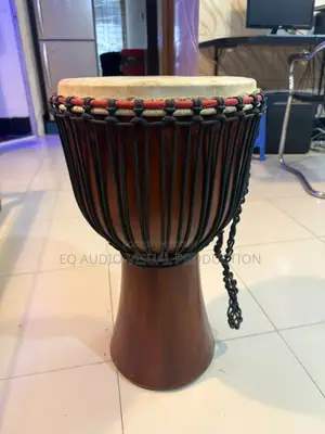 Weiming Yueqi Professional Wooden Djembe Drum (Fresh Condition)
