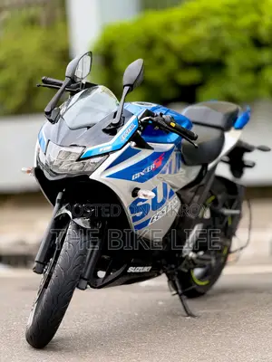 সুজুকি জিক্সার এসএফ ২০২৫ ব্লু