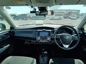 টয়োটা এক্সিও ২০২১ পার্ল