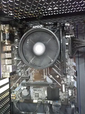 Desktop Computer 16GB AMD Ryzen 5 SSD 256GB