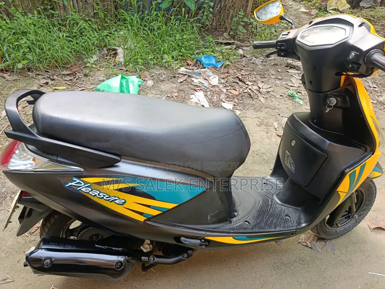 হিরো প্লেজার ২০১৮ ইয়েলো