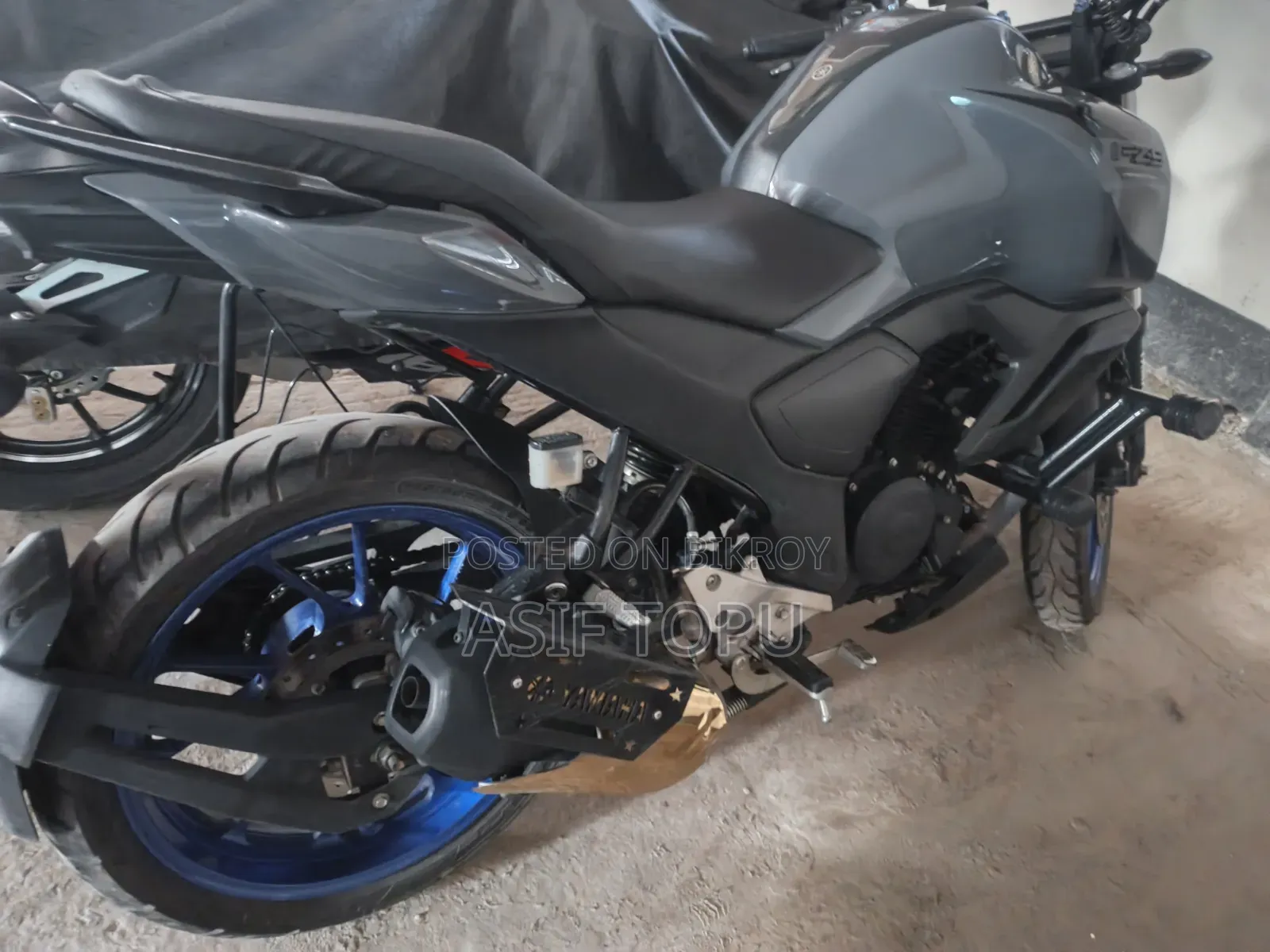 যামাহা এফজেডএস ভি৩ ২০২৫ গ্রে