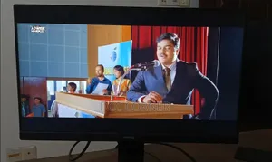 BenQ Eye Care 22" OLED Monitor GW2283
