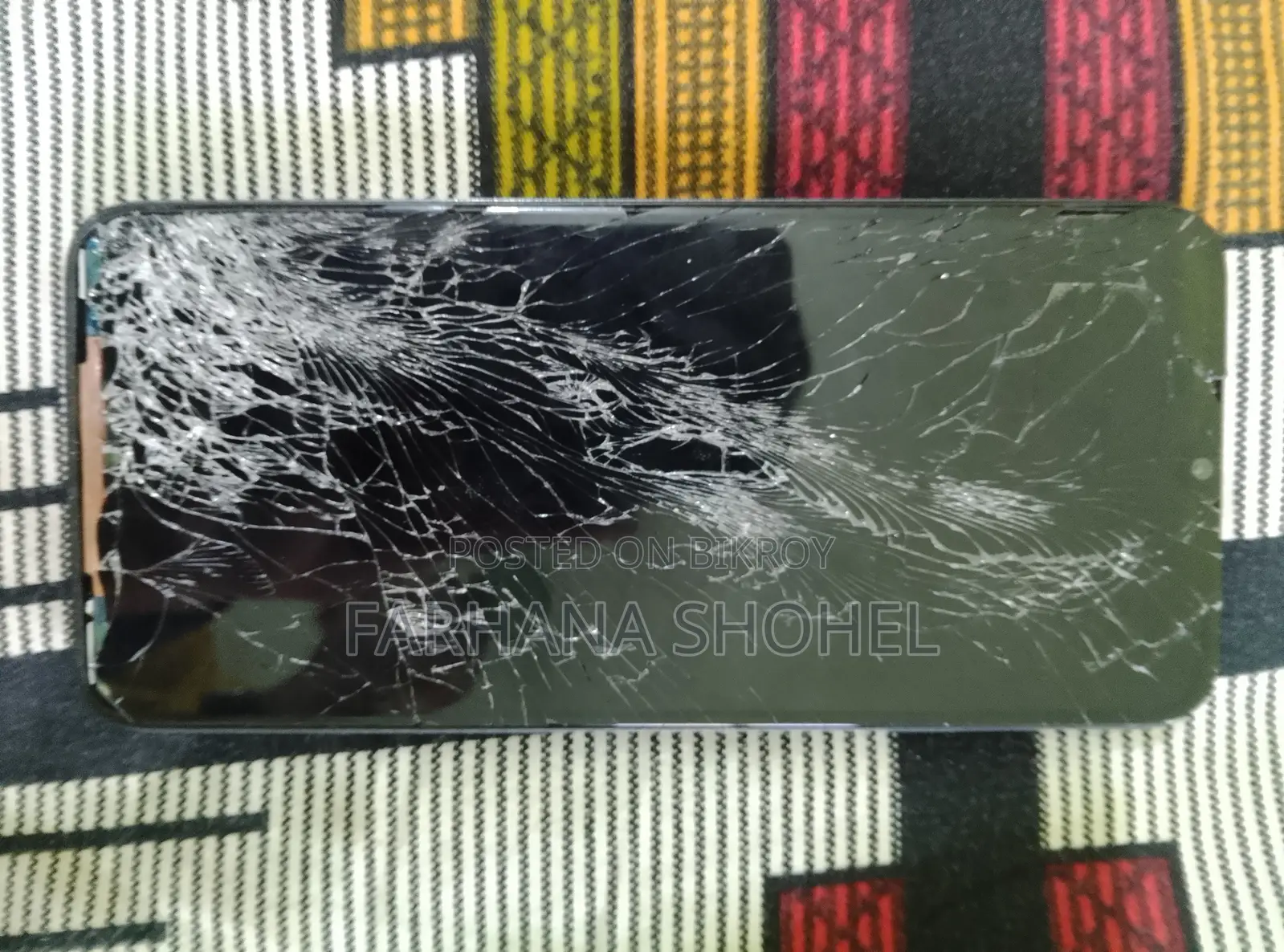 Symphony G27 32 GB Black