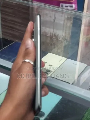 মোটরসাইকেল এডজ ৬০ প্রো ২৫৬ জিবি ব্রোঞ্জ