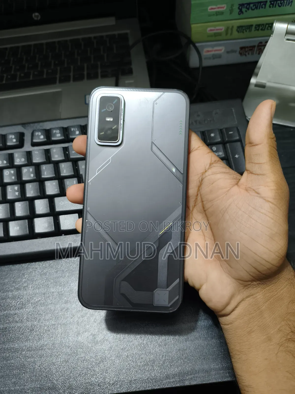 ইনফিনিক্স জিটি ৩০ প্রো ৫জি ২৫৬ জিবি সিলভার