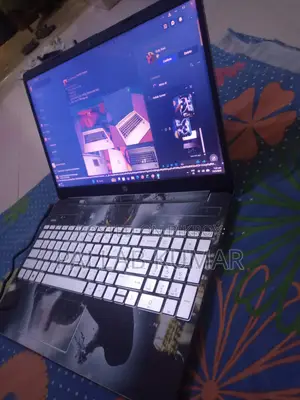 Laptop HP 15s 4GB AMD Ryzen 3 SSD 512GB