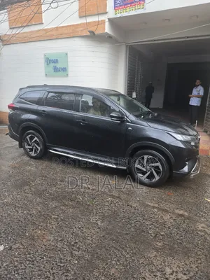 Toyota Rush 1.5 RWD 2018 Black