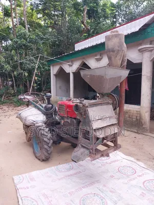এই পাওয়ার টিলারটি বিক্রয় করা হবে। কোন সমস্যা নেই, ১৬ গুড়া ইঞ্জিন।