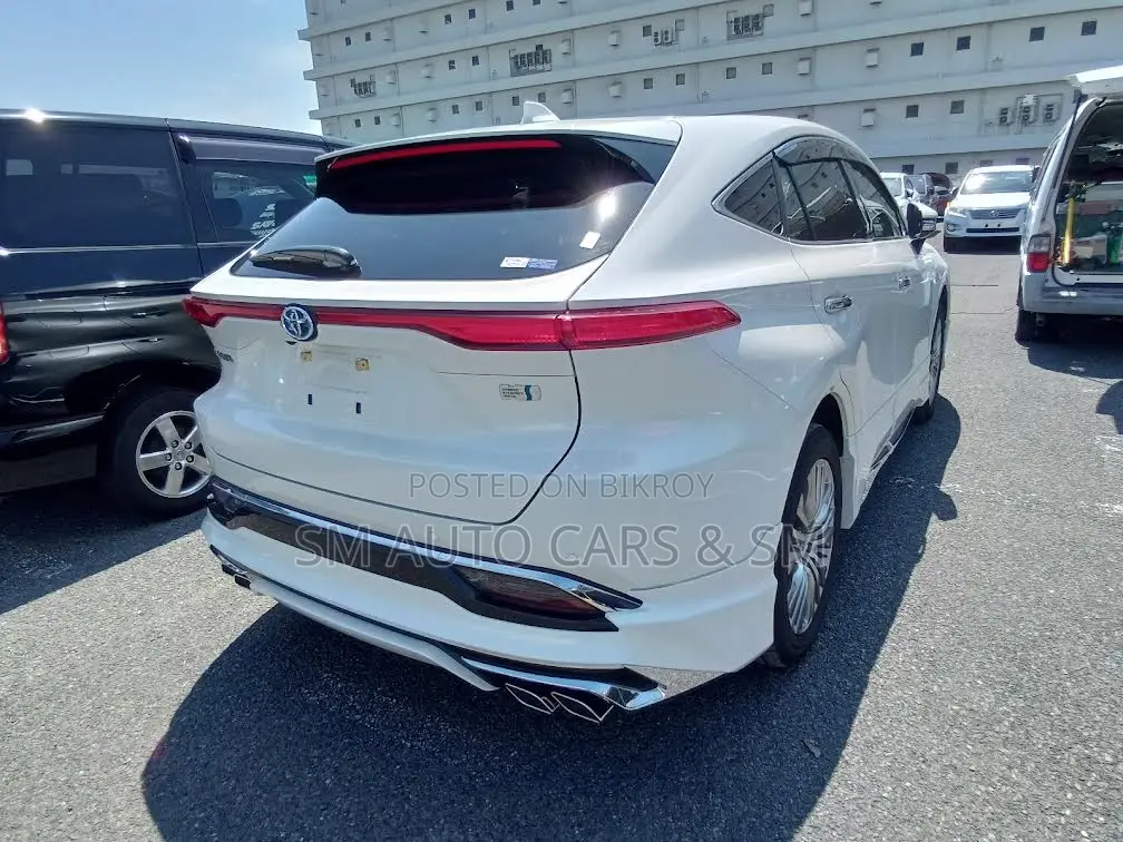 Toyota Harrier Hybrid Z 2021 Pearl