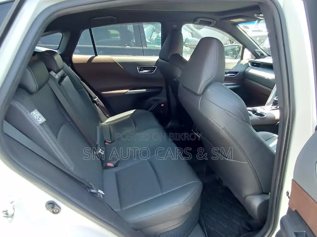 Toyota Harrier Hybrid Z 2021 Pearl