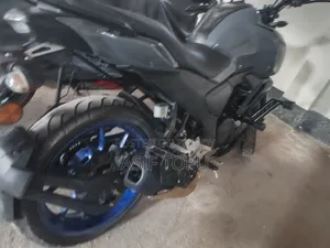 যামাহা এফজেডএস ভি৩ ২০২৫ গ্রে