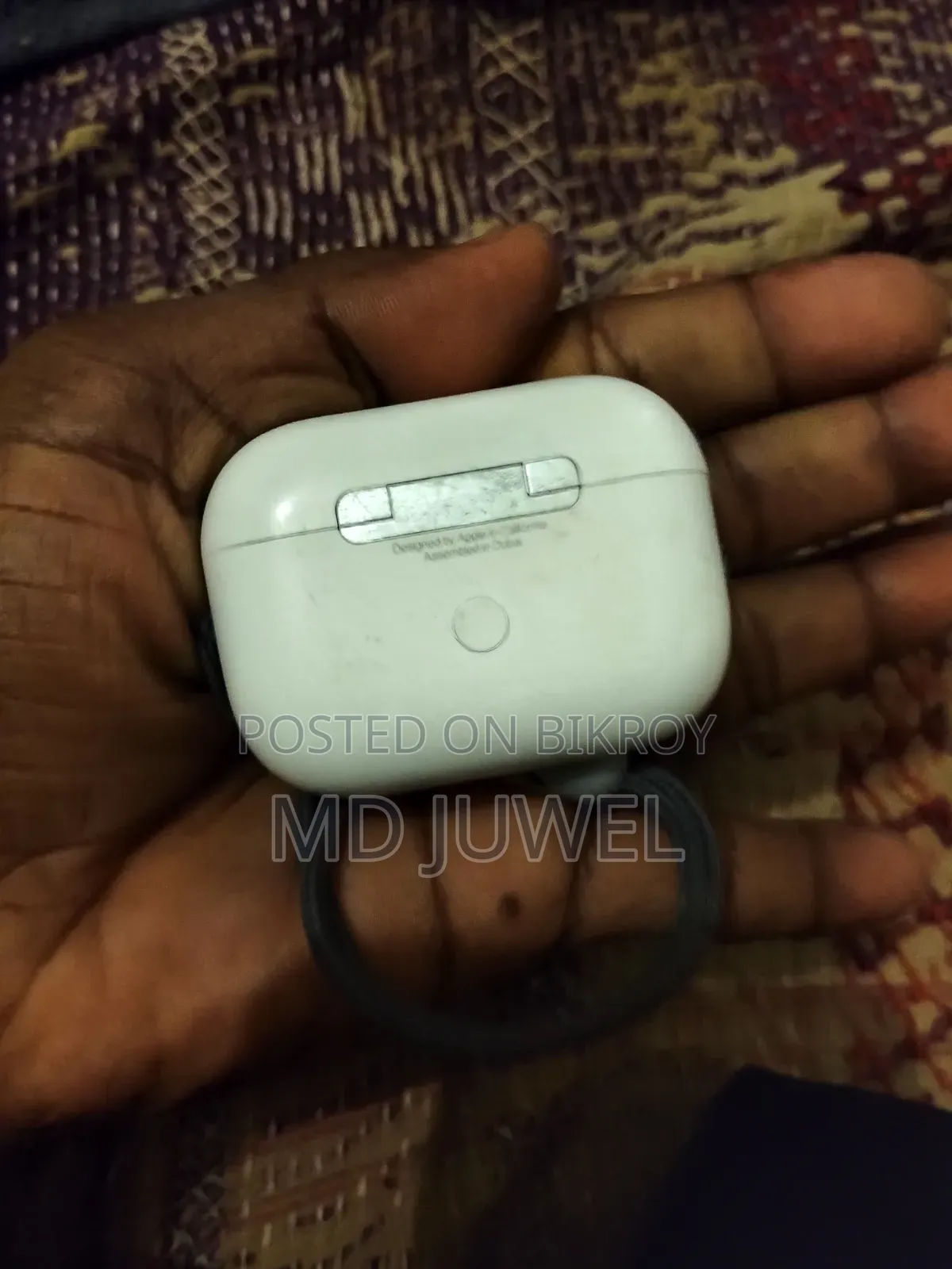 ব্লুটুথ ইয়ারবাডস