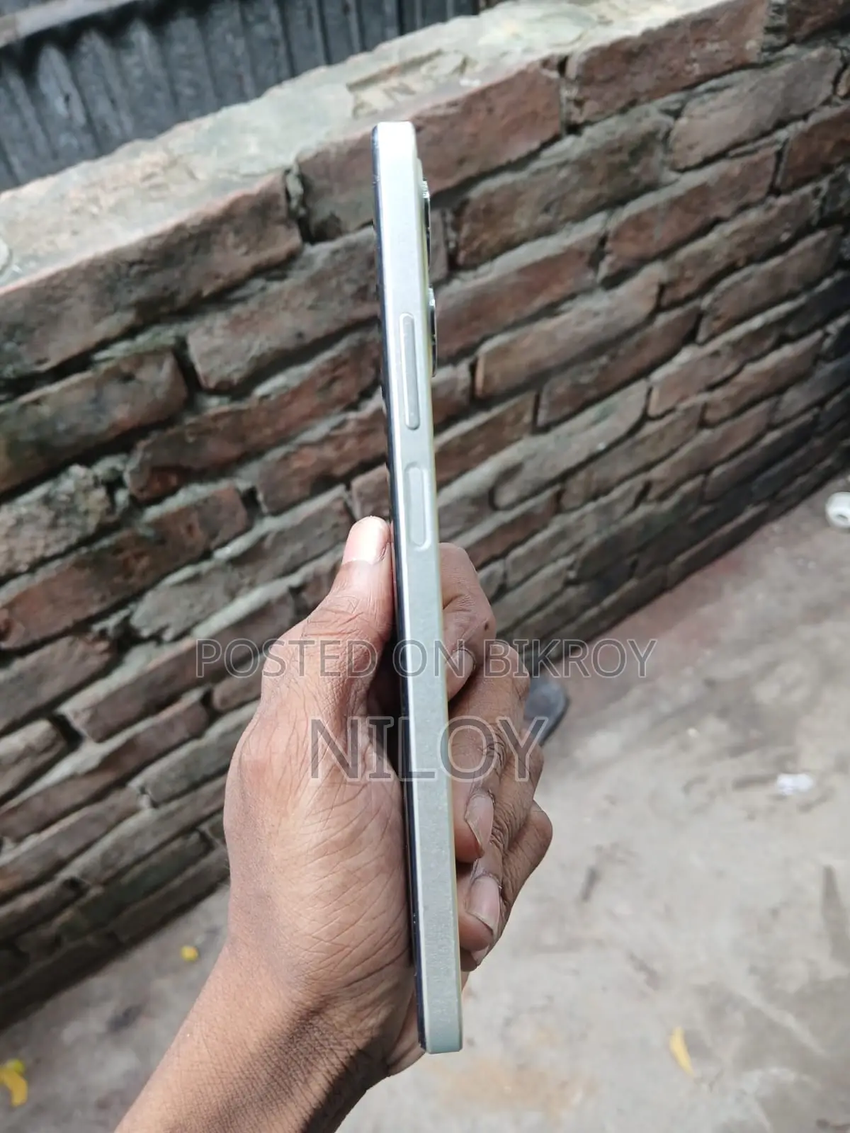 রিয়েলমি নারজো এন৫৩ ১২৮ জিবি রোজ গোল্ড