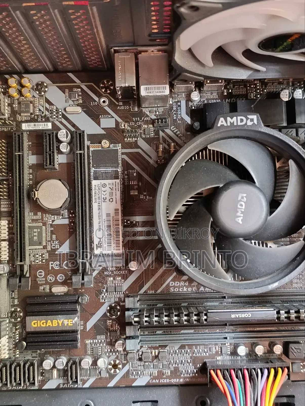 Desktop Computer Gigabyte 8GB AMD Ryzen 5 SSD 256GB