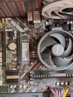 Desktop Computer Gigabyte 8GB AMD Ryzen 5 SSD 256GB