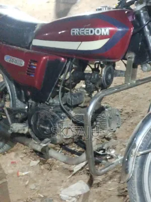 Bajaj Freedom 2014 Red